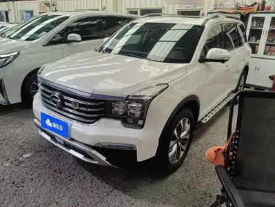 GAC Trumpchi GS8 2018