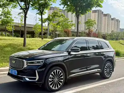 Geely Xingyue L 2025