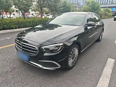 Mercedes-Benz E-Class 2021