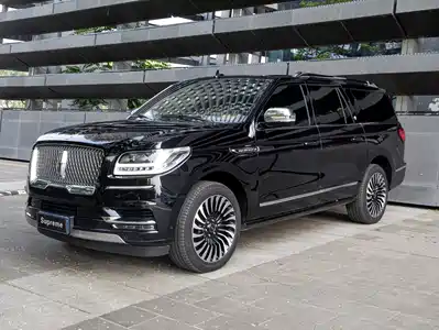 Lincoln Navigator 2022