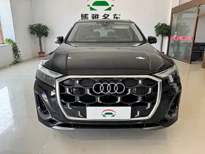 Audi Q7 2025