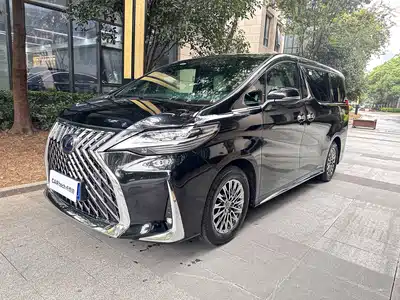 Lexus LM 2021