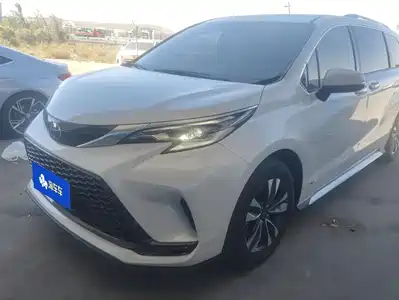 Toyota Granvia 2025
