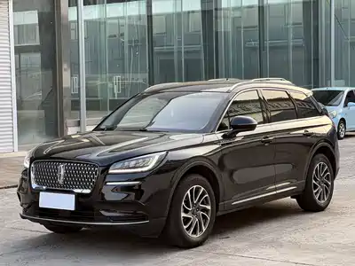 Lincoln Adventurer 2022