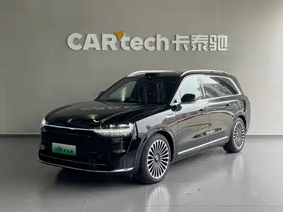 AITO Wenjie M9 2025