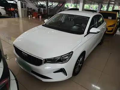 Geely Emgrand 2023