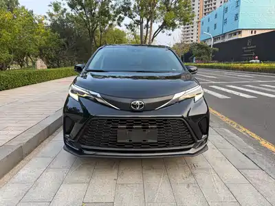 Toyota Granvia 2024