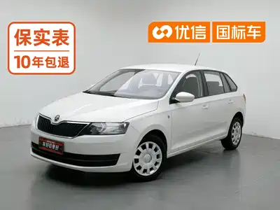 Škoda Rapid Spaceback 2016