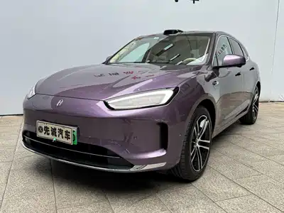 AITO Wenjie M5 2025