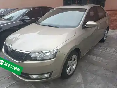 Škoda Rapid 2015