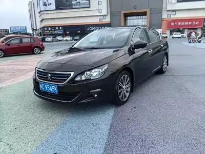 Peugeot 408 2016