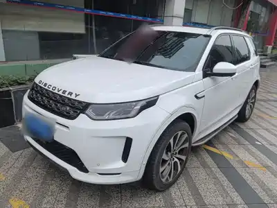 Land Rover Discovery Sport 2021