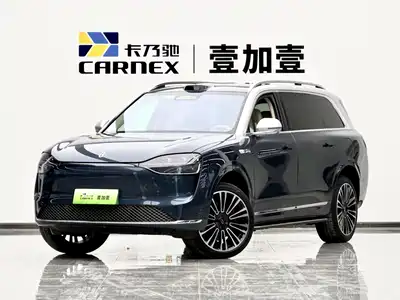 AITO Wenjie M9 2025