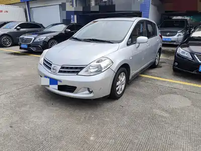Nissan Tiida 2010