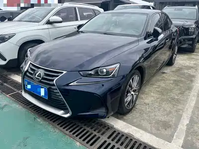 Lexus IS 2018