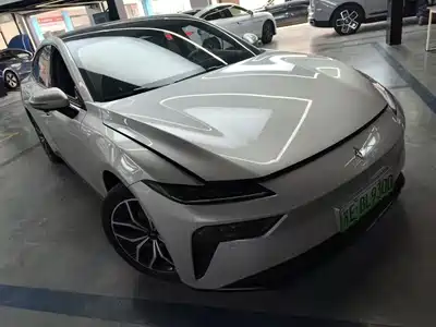 Dongfeng Yipai eπ007 2025