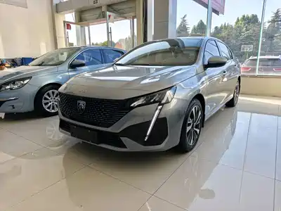 Peugeot 408 2023