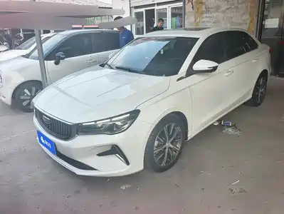 Geely Emgrand 2024