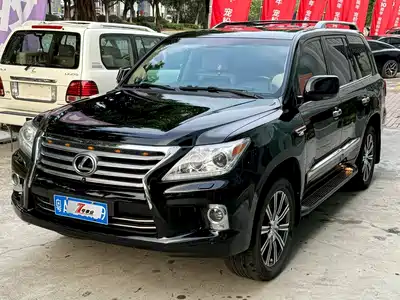 Lexus LX 2011
