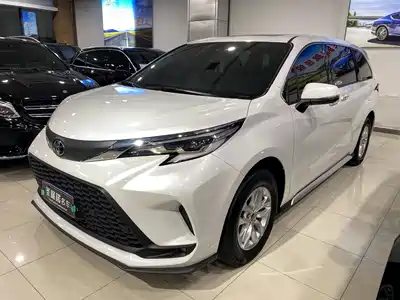 Toyota Granvia 2024
