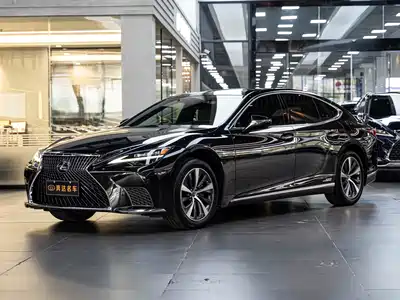 Lexus LS 2021