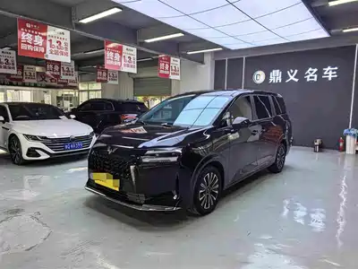 Wuling Motors Starlight 730 New Energy 2025