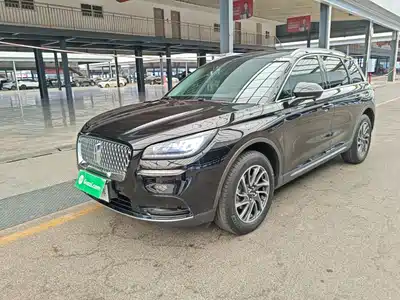 Lincoln Adventurer 2022