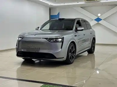 AITO Wenjie M8 2025