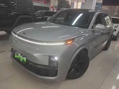 Li Auto L8 2023