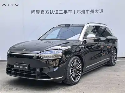 AITO Wenjie M9 2025