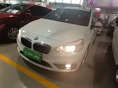 BMW 2 Series Touring 2018