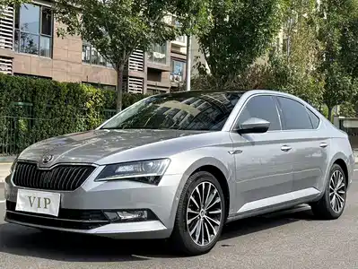 Škoda Superb 2017