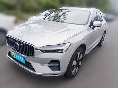 Volvo XC60 Plug-in Hybrid 2024