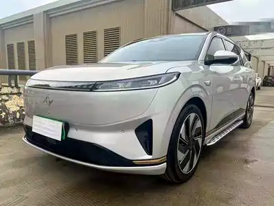 Dongfeng Yipai eπ008 2024
