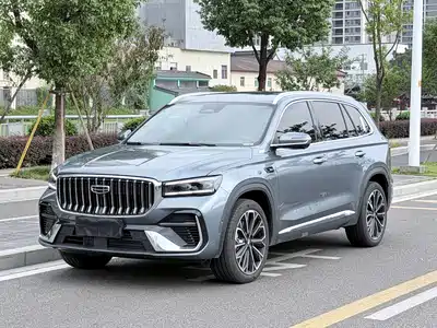 Geely Xingyue L 2025