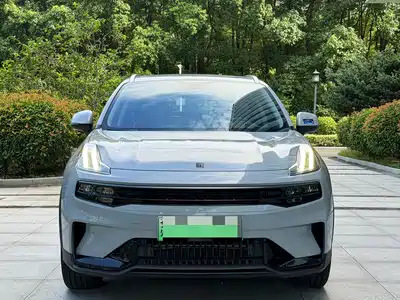 Lynk & Co 06 EM-P 2023