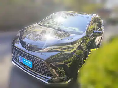 Toyota Granvia 2025