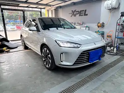 AITO Wenjie M5 2021