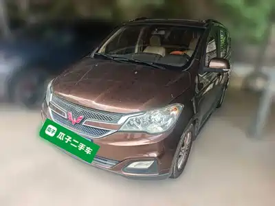 Wuling Motors Hongguang 2015