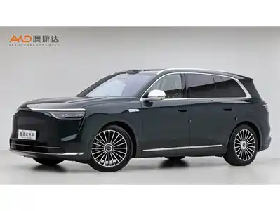 AITO Wenjie M8 2025