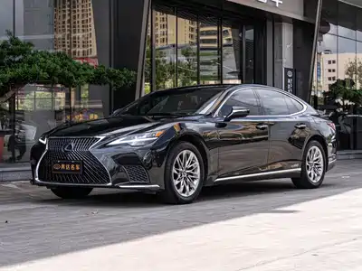 Lexus LS 2023