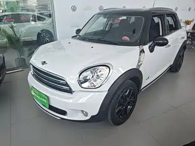 MINI COUNTRYMAN 2015