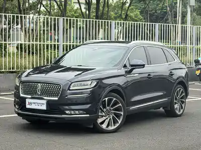 Lincoln Nautilus 2021