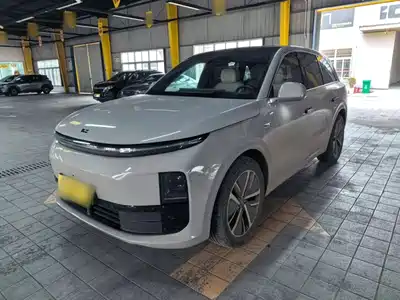 Li Auto L6 2024
