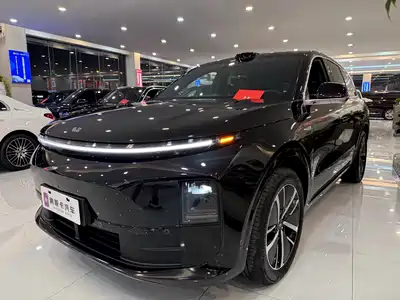 Li Auto L6 2024
