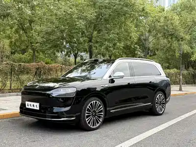 AITO Wenjie M9 2024