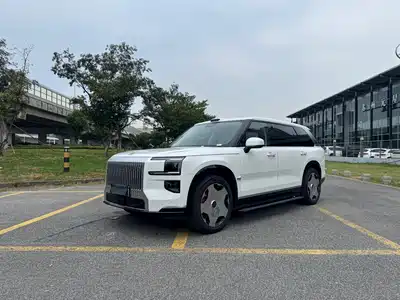 ZEEKR 9X 2025