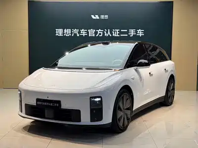 Li Auto i6 2025