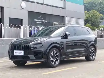 Lynk & Co 09 EM-P 2022