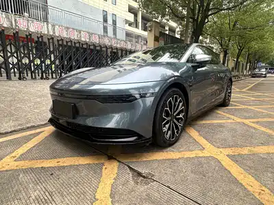 ZEEKR 007 2024
